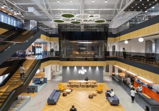 TapTap聚光灯48小时GameJam：AI技术如何助力独立游戏开发实现突破性创新？