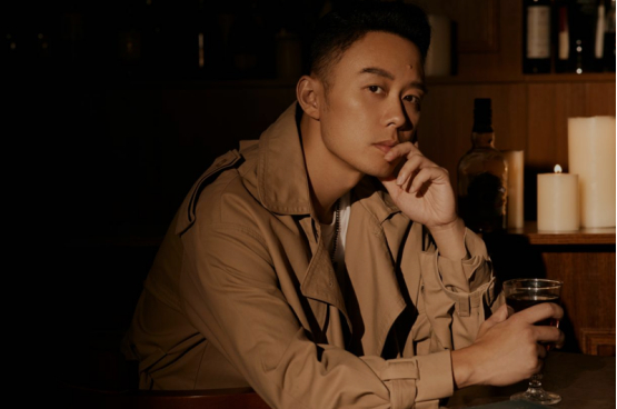 今天，策略新作《荒野国度》联合著名综艺节目推出的大咖配音联动，全平台开启公测！