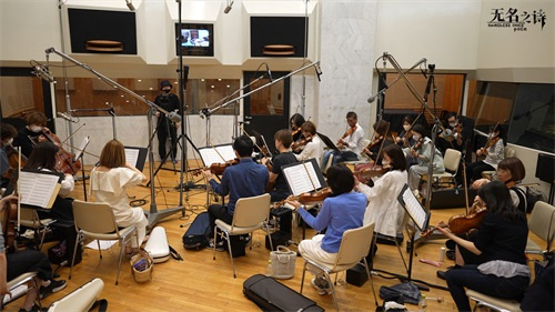 《无名之诗》背景音乐的制作幕后：诗意与旋律的融合