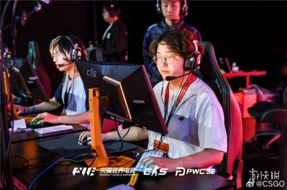 随着S2赛季的战火再度点燃，PWC挑战赛再迎高潮，AGON全力支持巅峰对决！