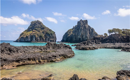 极致美丽的海钓胜地《钓鱼大对决》近期新增巴西“费尔南多”海岛作为开放区域