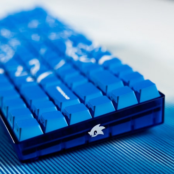 Higround发布了以世嘉的Dreamcast和索尼克为灵感设计的合作款键盘及外设系列 Higround发布了以世嘉的Dreamcast和索尼克为灵感设计的合作款键盘及外设系列