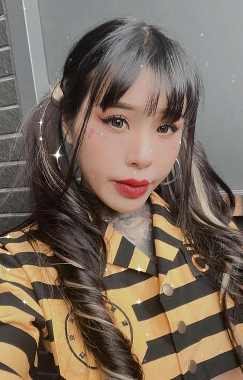 艾秋麻豆剧果冻传媒在线播放