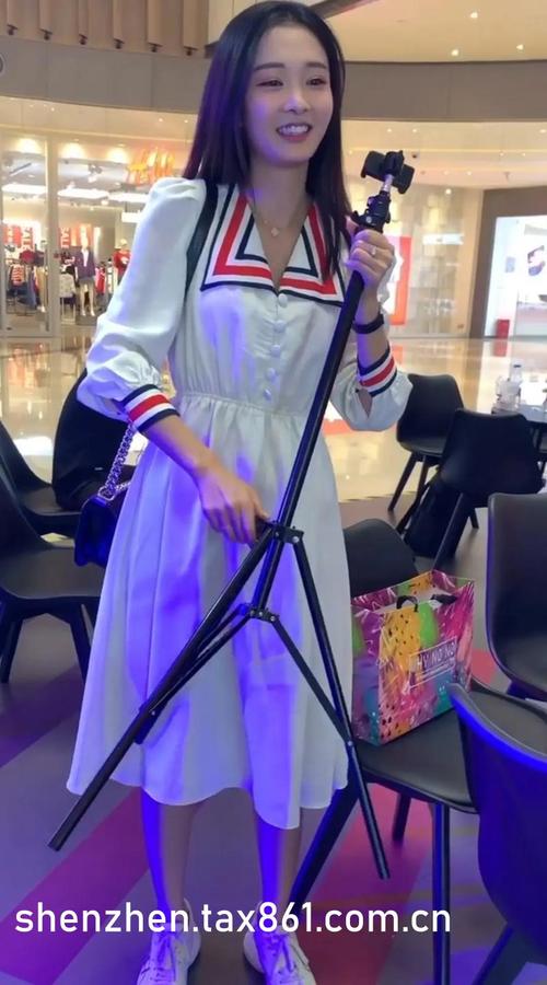 秋葵男的加油站女人的美容院app下载