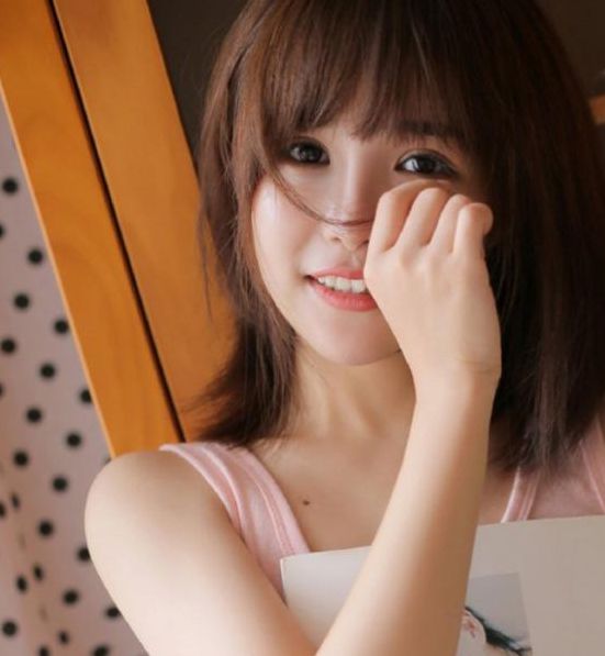 粉嫩虎白美女视频