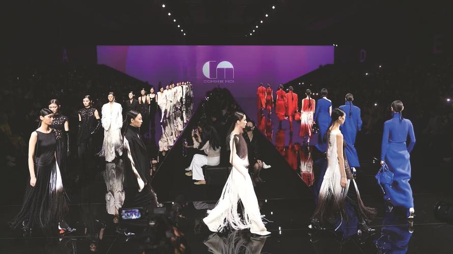 接大秀什么意思是什么