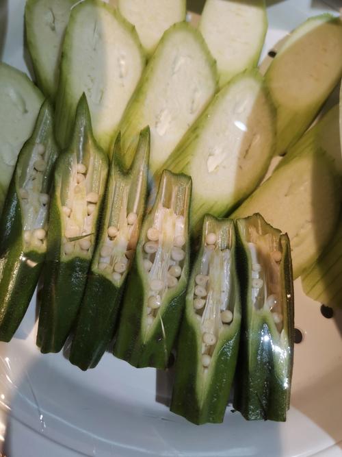 黄瓜丝瓜向日葵秋葵樱桃茄子视频