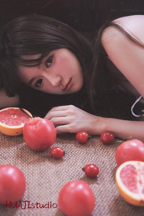 圣女果视频看美女