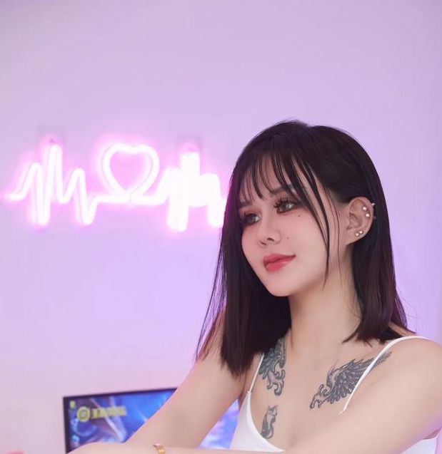 尤物在线精品视频