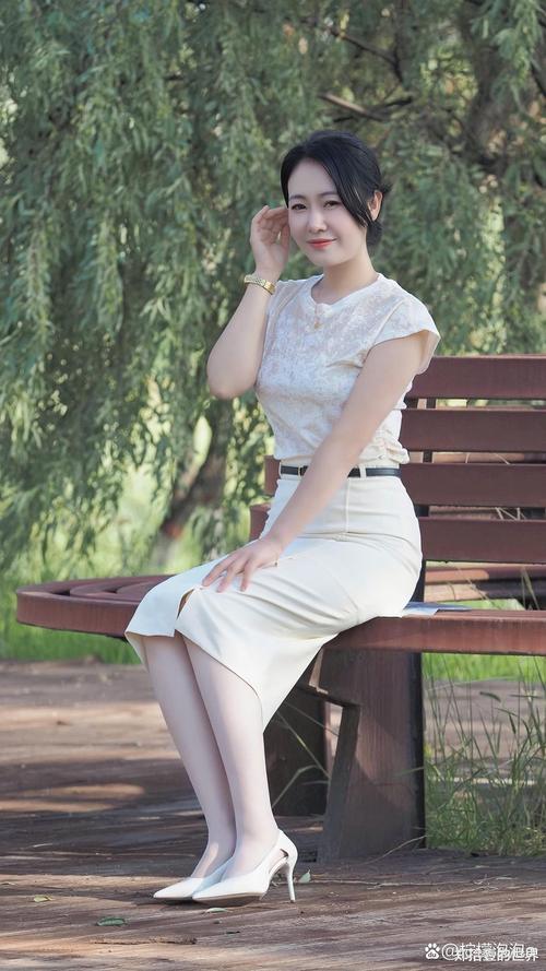 在线播放普通话对白风韵犹存