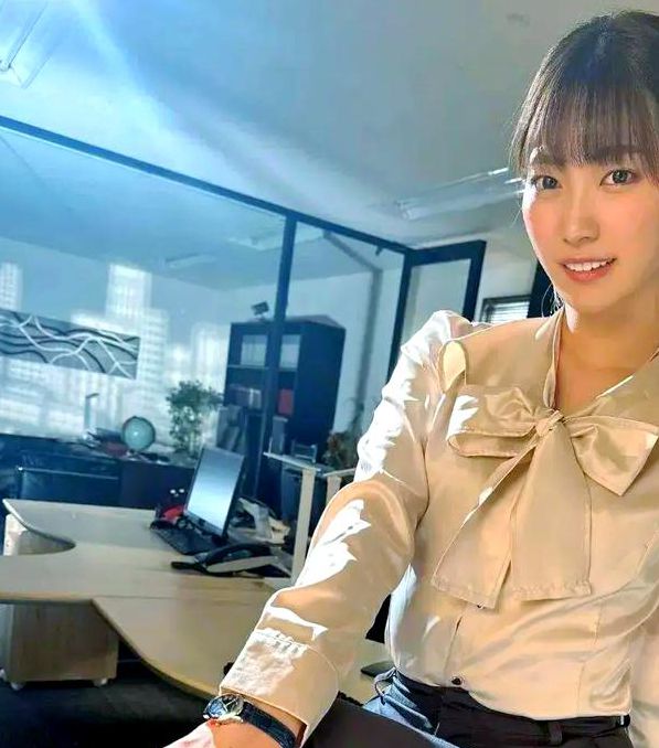 美谷朱里在线精品视频