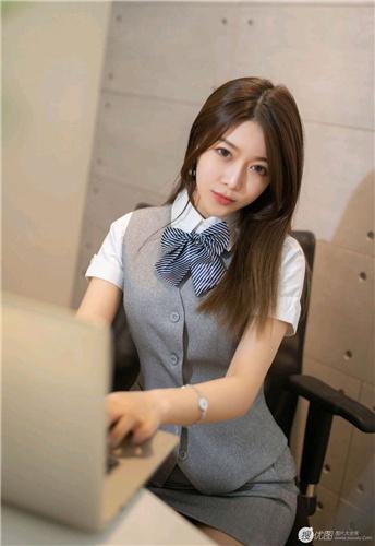 性宝福芭乐向日葵鸭脖小猪榴莲免费版