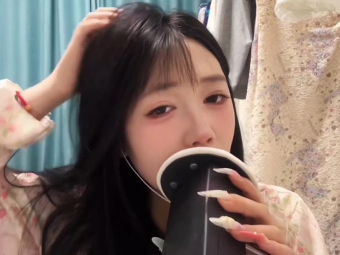 叶子直播在线观看