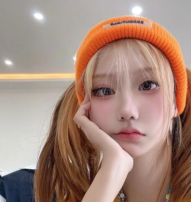 中国大陆女rapper18岁欢迎您