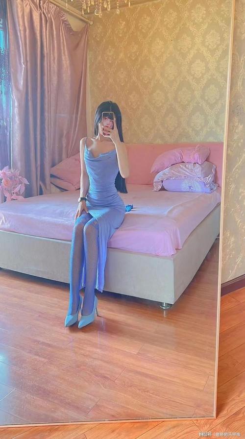 精品丝袜美腿国产一区