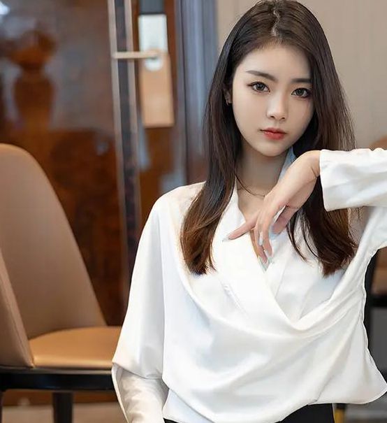 办公室日本肉丝OL在线