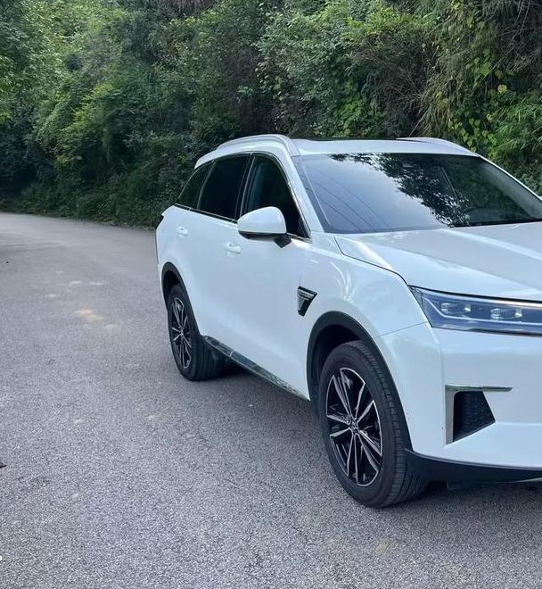 精品日产一二三四幻星辰