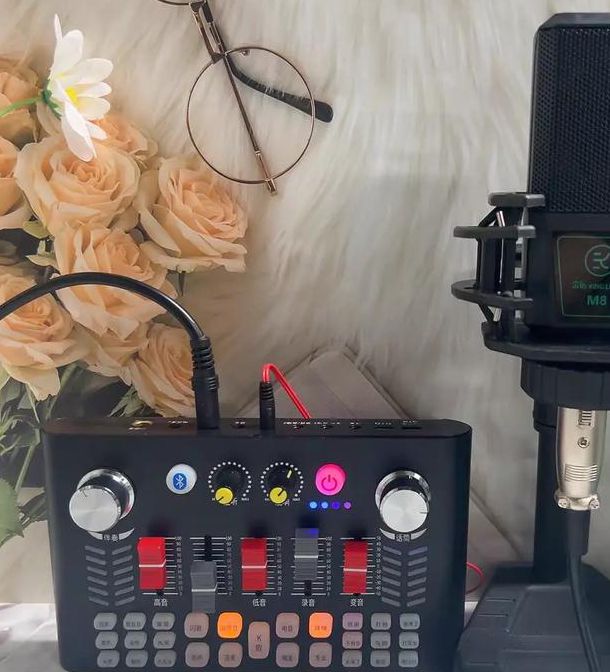 户外直播唱歌用什么设备好