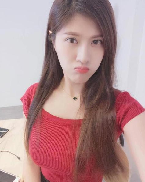 蜜芽miya737mon直播