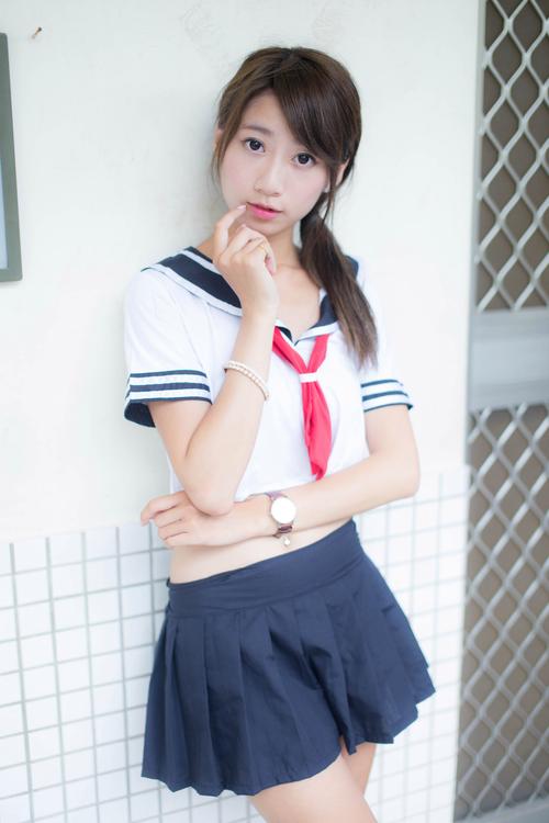 清纯校花为我囗交